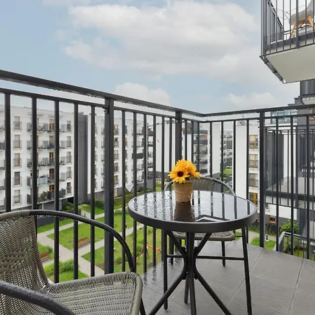 Cozy With Parking Bakalarska By Renters *