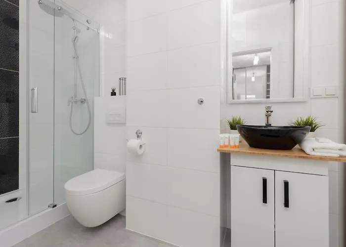 Cozy With Parking Bakalarska By Renters * Varsovie