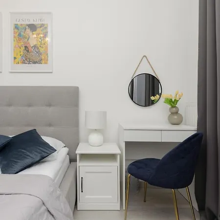 Cozy With Parking Bakalarska By Renters Appartement