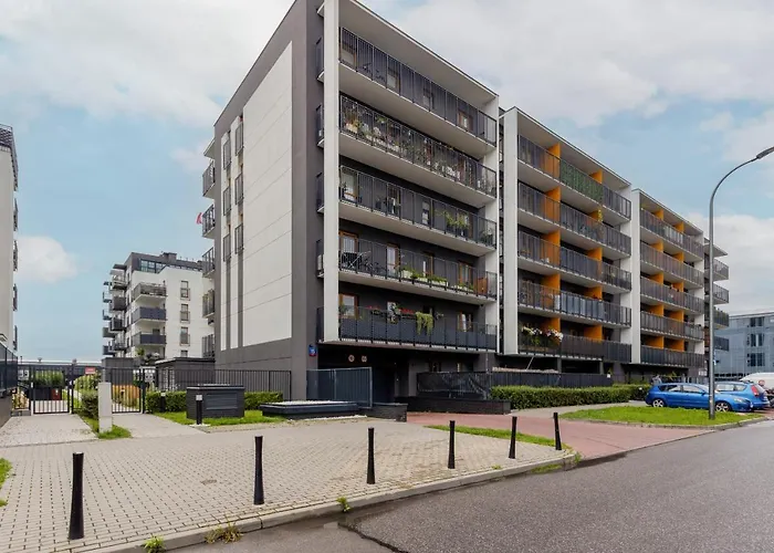 Cozy With Parking Bakalarska By Renters * Varsavia