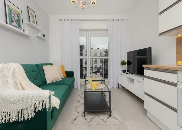 Appartamento Cozy With Parking Bakalarska By Renters
