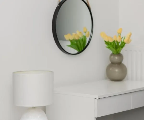 Appartamento Cozy With Parking Bakalarska By Renters