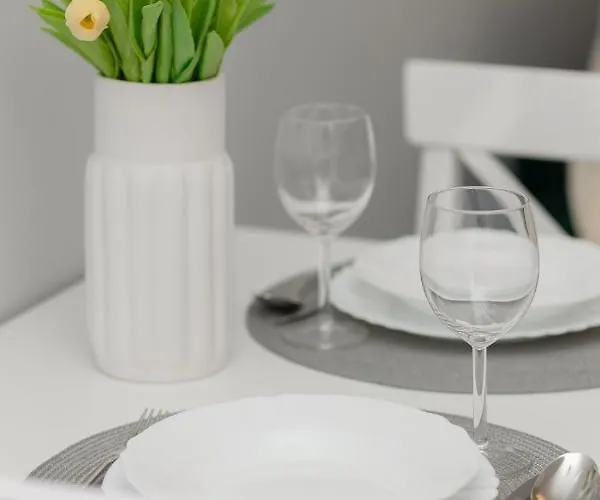 Appartamento Cozy With Parking Bakalarska By Renters