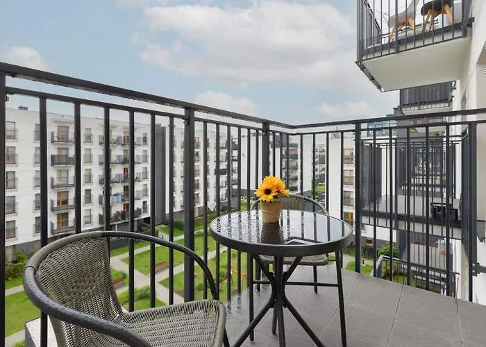 Cozy With Parking Bakalarska By Renters *