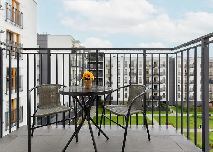 Cozy With Parking Bakalarska By Renters Lejlighed Warszawa