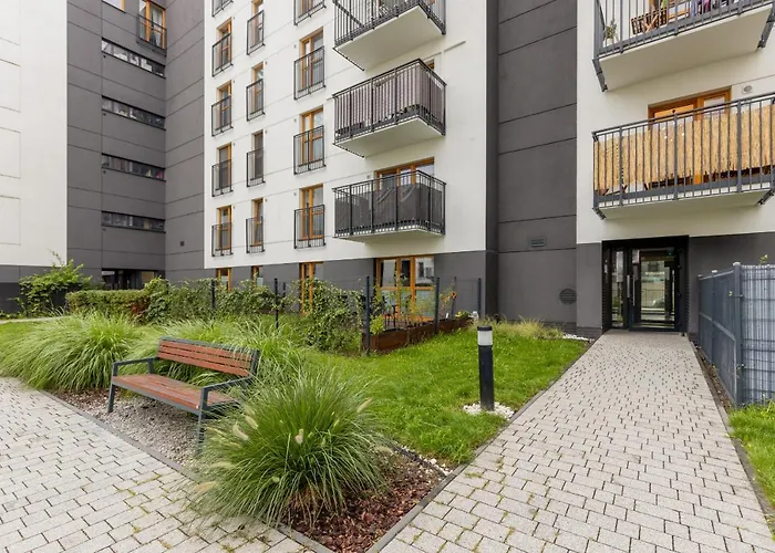 Cozy With Parking Bakalarska By Renters *